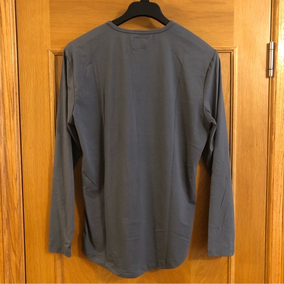 Cuts Clothing Long Sleeve Henley Curve Hem Shirt Size XL - Picture 6 of 7